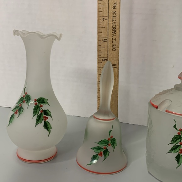 Westmorland Christmas Glass Stain Mistletoe set of 3 - Picture 5 of 6